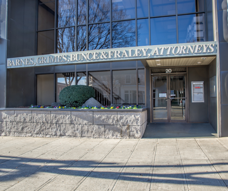 Front Entrance of Barnes, Grimes, Bunce & Fraley Law Office